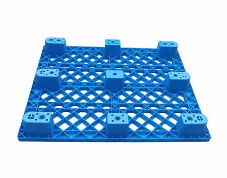 租用或購買塑料托盤哪個更具成本效益？